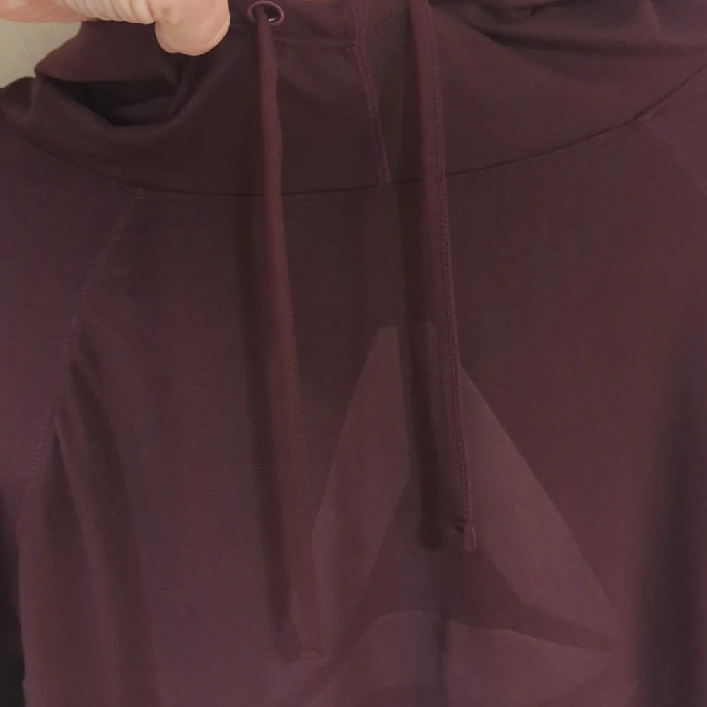 Reebok lightweight hoodie, Size M - Picture 5 of 9